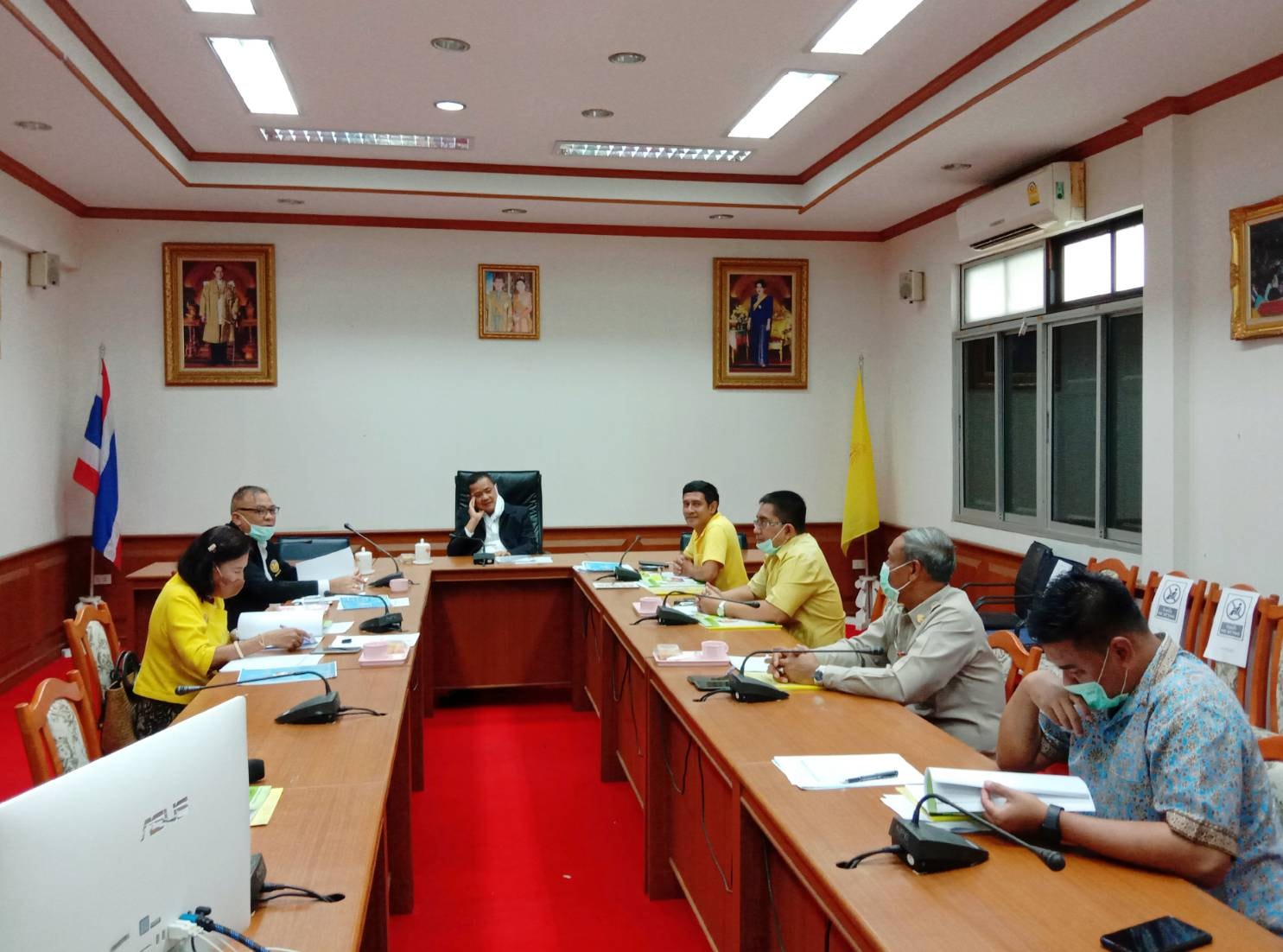 การประชุมพิจารณาคัดเลือกปลัดอำเภอ...