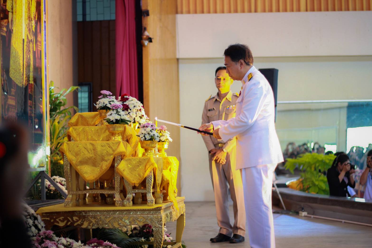 ร่วมพิธีถวายสักการะ เนื่องในวัน “วันบิดาแห่งฝนหลวง”