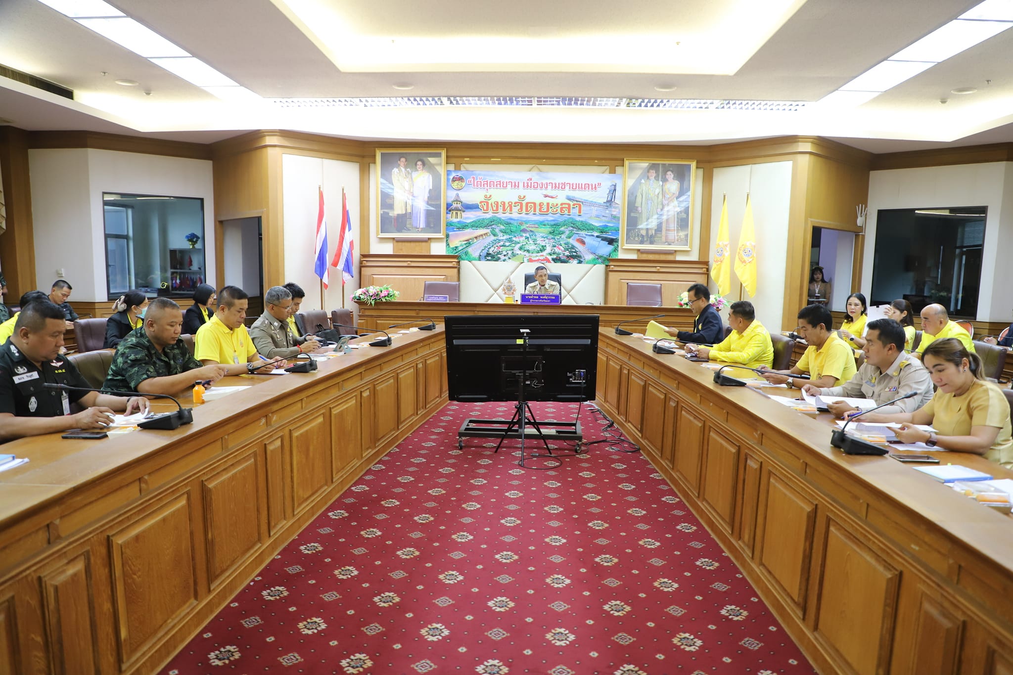 จังหวัดยะลาประชุมติดตามการดำเนินงานคณะกรรมการจัดงานสมโภชหลักเมืองและงานกาชาดจังหวัดยะลา ประจำปี2567 ครั้งที่ 3/2567