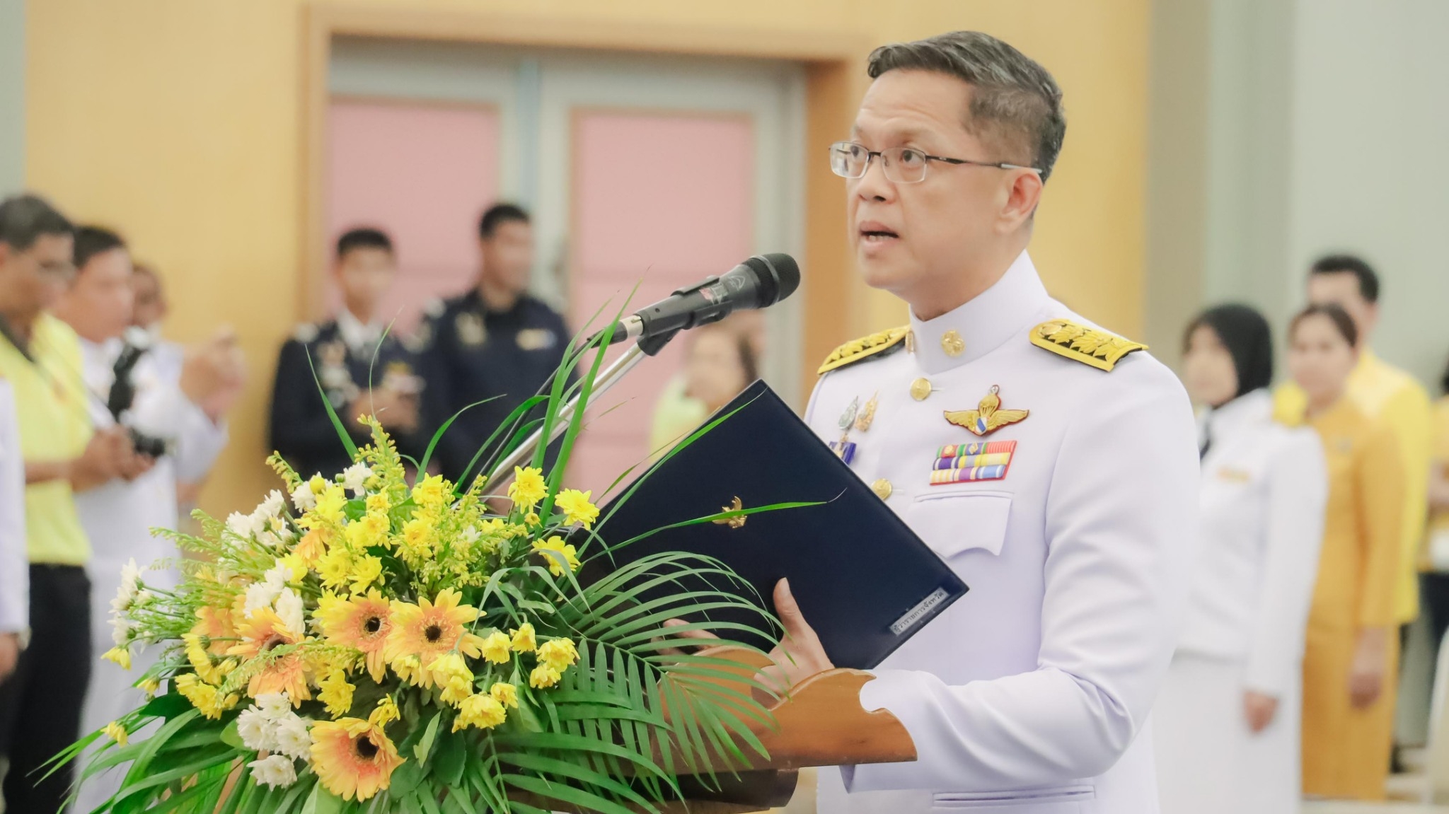 รอง ผวจ.ยะลา นำส่วนราชการร่วมพิธีถวายสัตย์ปฏิญาณ เพื่อเป็นข้าราชการที่ดีและพลังของแผ่นดิน เฉลิมพระเกียรติพระบาทสมเด็จพระเจ้าอยู่หัว เนื่องในโอกาสพระราชพิธีมหามงคลเฉลิมพระชนมพรรษาพระบาทสมเด็จพระเจ้าอยู่หัว 6 รอบ 28 กรกฎาคม 2567