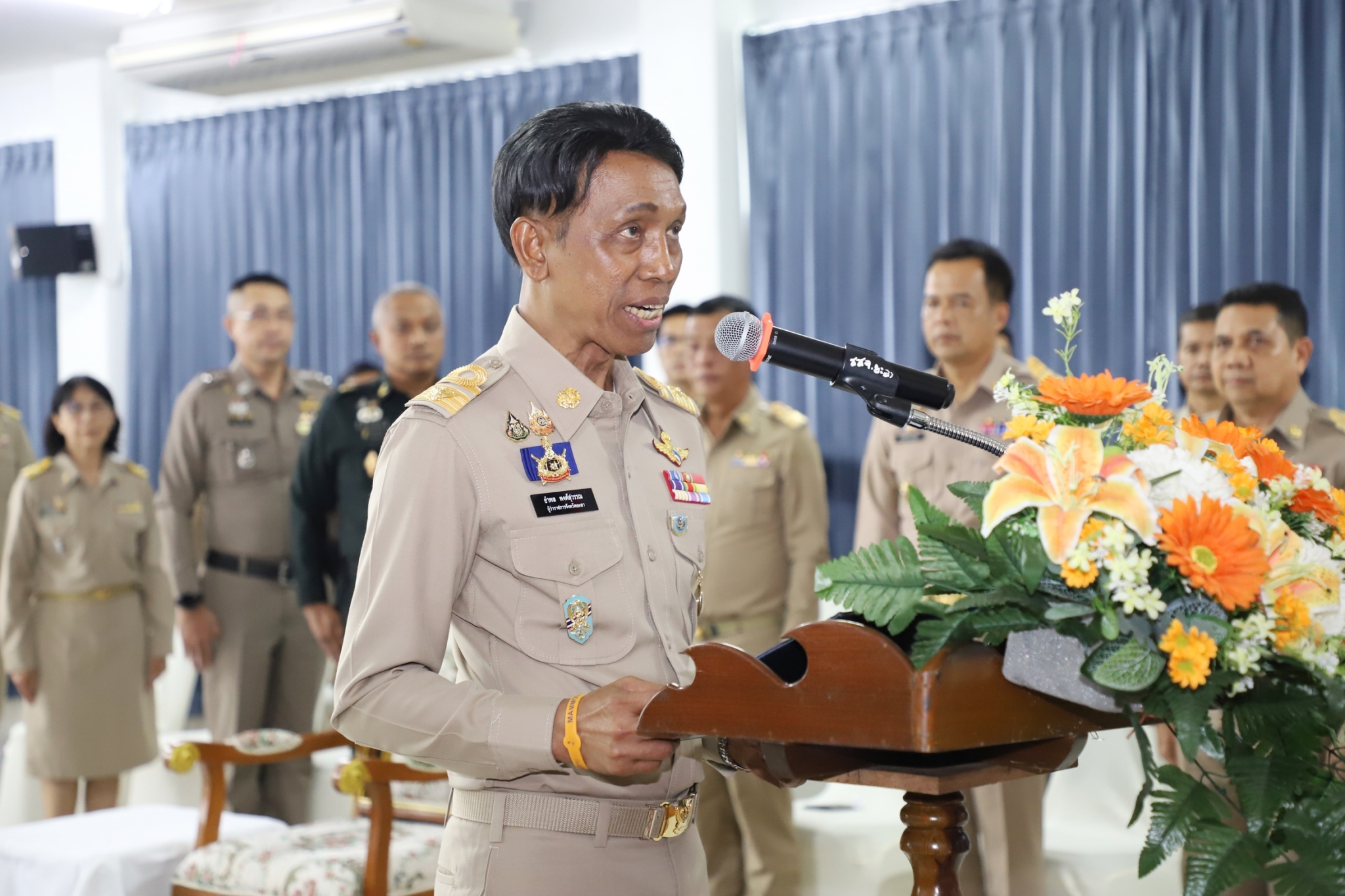 ศาสตราจารย์ ดร.สมเด็จพระเจ้าน้องนางเธอ เจ้าฟ้าจุฬาภรณวลัยลักษณ์ อัครราชกุมารี กรมพระศรีสวางควัฒน วรขัตติยราชนารี โปรดให้ สำนักกิจกรรมพิเศษ สถาบันวิจัยจุฬาภรณ์ เชิญสิ่งของพระราชทาน 700 ชุด มอบผู้ประสบอุทกภัย ที่จังหวัดยะลา  