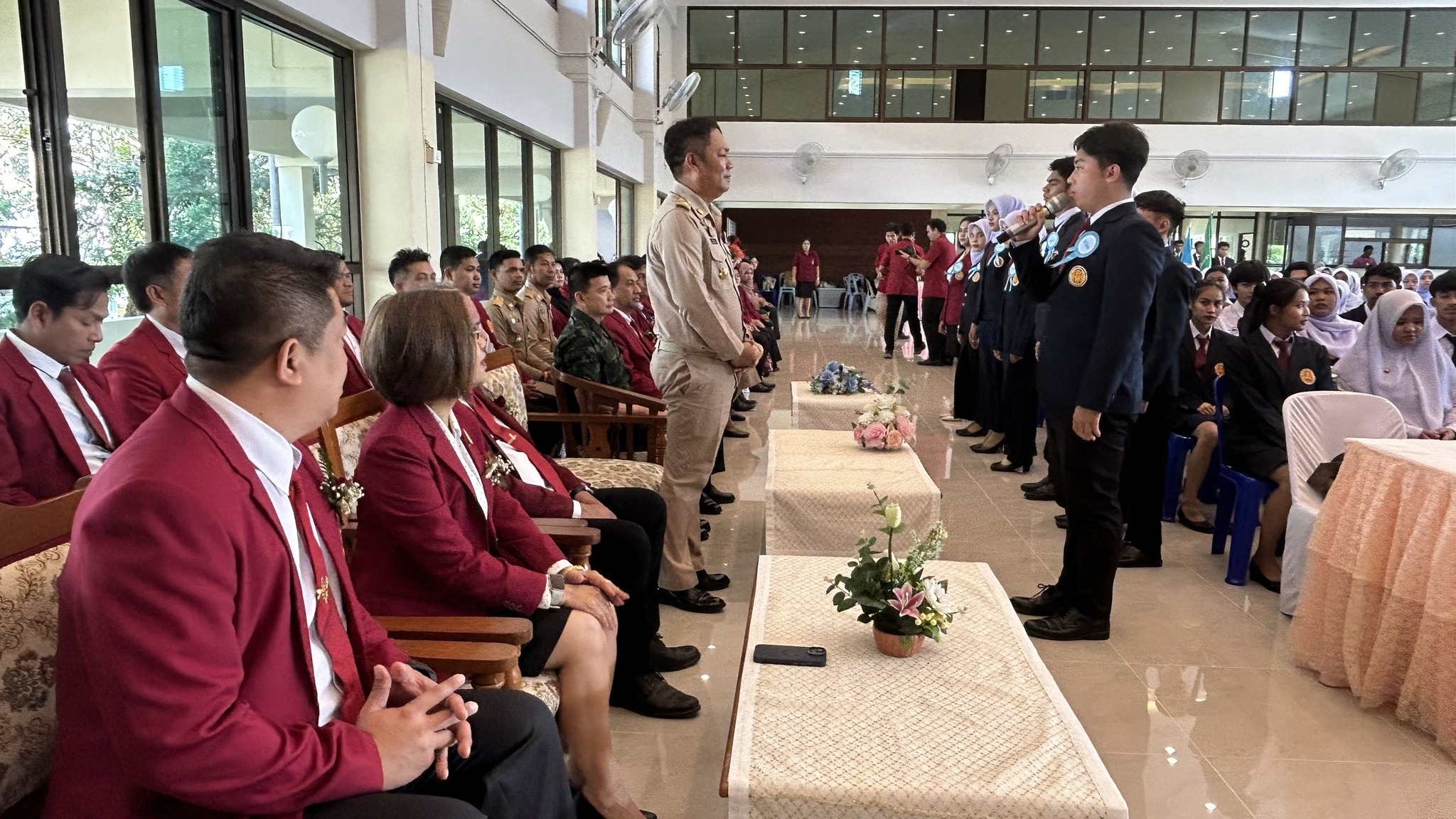 จังหวัดยะลา เปิดเวที สร้างอนาคต  สร้างฐานงานอาชีพ  ผนึกสายอาชีวะ ทั้งจังหวัด แข่งขันทักษะวิชาชีพและทักษะพื้นฐาน  ร่วมประชุมวิชาการองค์การนักวิชาชีพในอนาคตแห่งประเทศไทย (อวท.) เชื่อมั่นเด็กมีทางเดิน จบแล้วมีทางเลือก