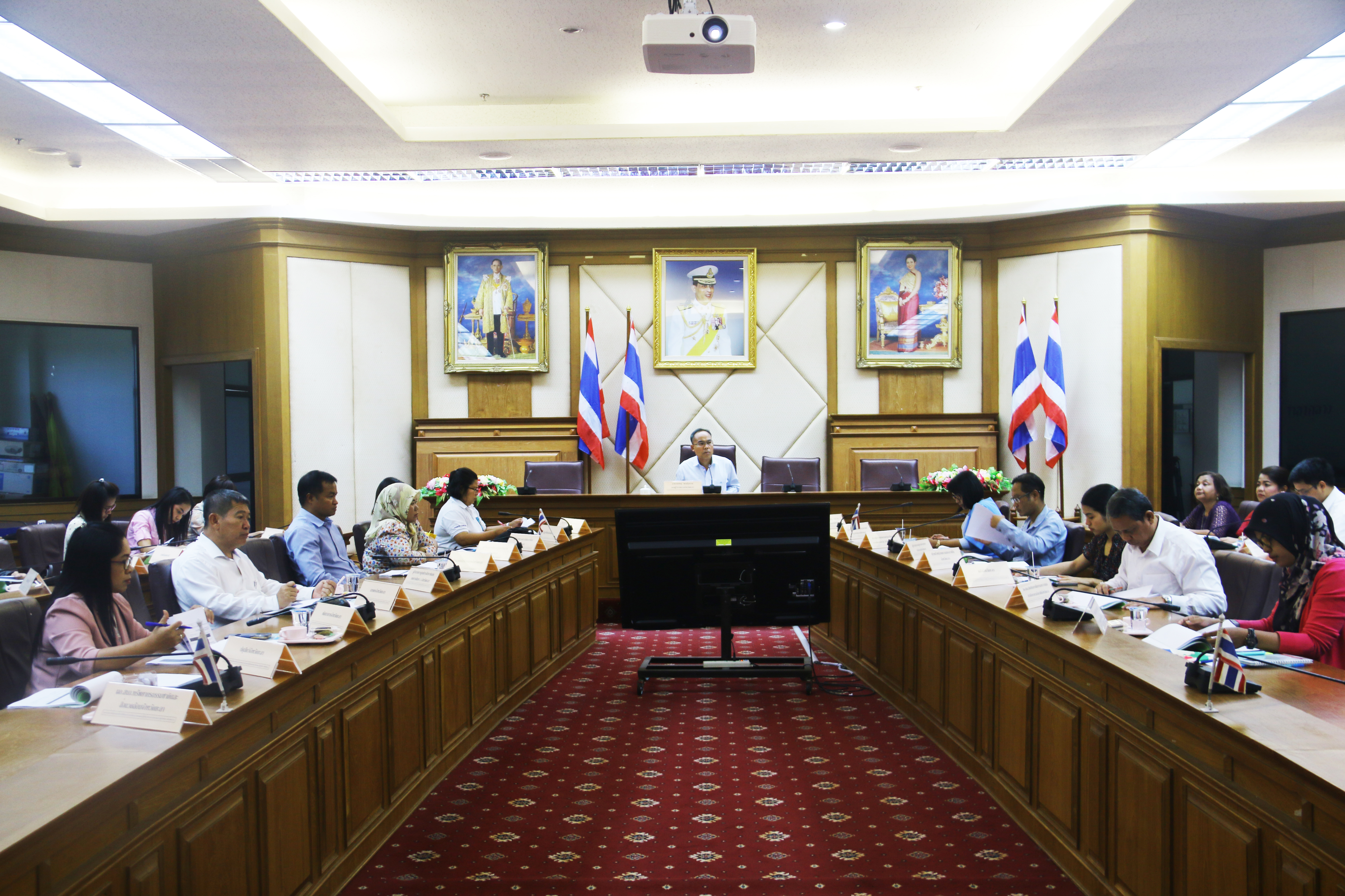 การประชุมคณะกรรมการติดตามเร่งรัดการใช้จ่ายงบประมาณโครงการตามแผนปฏิบัติราชการ...