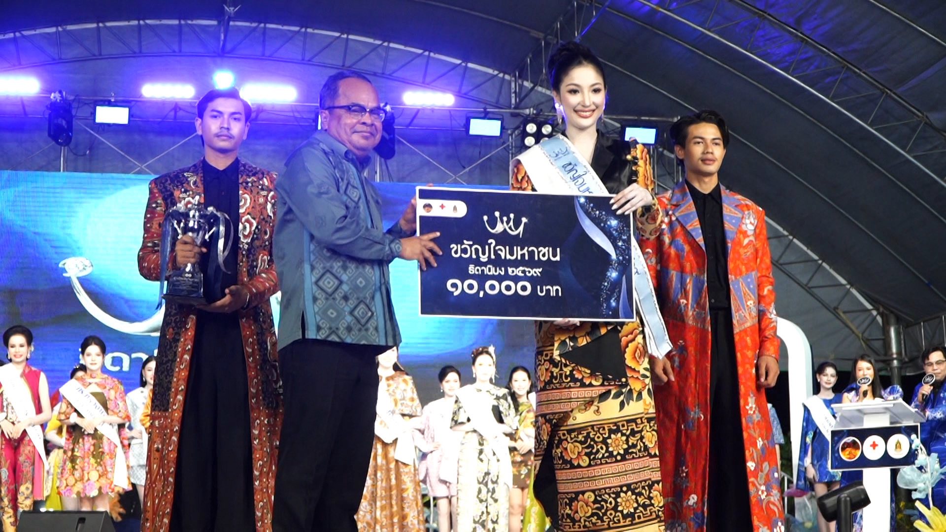 สีสัน ประกวดธิดานิบง 69 รอบคัดเลือก สุดคึกคัก 30 สาวงามร่วมประชันโฉม “น้องโจเซฟ” หมายเลข 15 คว้าขวัญใจสื่อ และ "น้องชลลี่"  หมายเลข 18 ขวัญใจมหาชน ทะลุรอบรอบชิงชนะเลิศ
