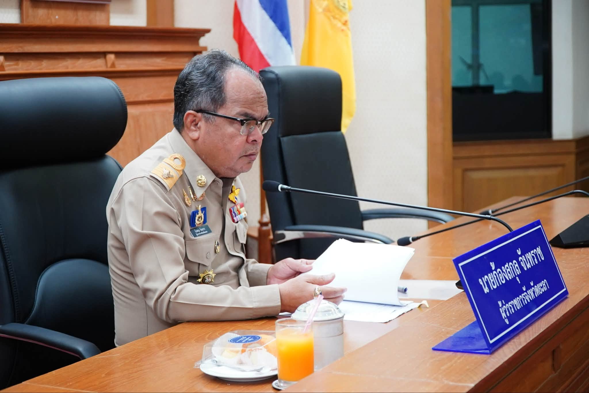 จังหวัดยะลา ประชุมเตรียมการรับเสด็จ ฯ สมเด็จพระกนิษฐาธิราชเจ้า กรมสมเด็จพระเทพรัตนราชสุดาฯ สยามบรมราชกุมารี เสด็จพระราชดำเนินปฏิบัติพระราชกรณียกิจในพื้นที่จังหวัดยะลา ณ ศูนย์อำนวยการบริหารจังหวัดชายแดนภาคใต้ (ศอ.บต.)