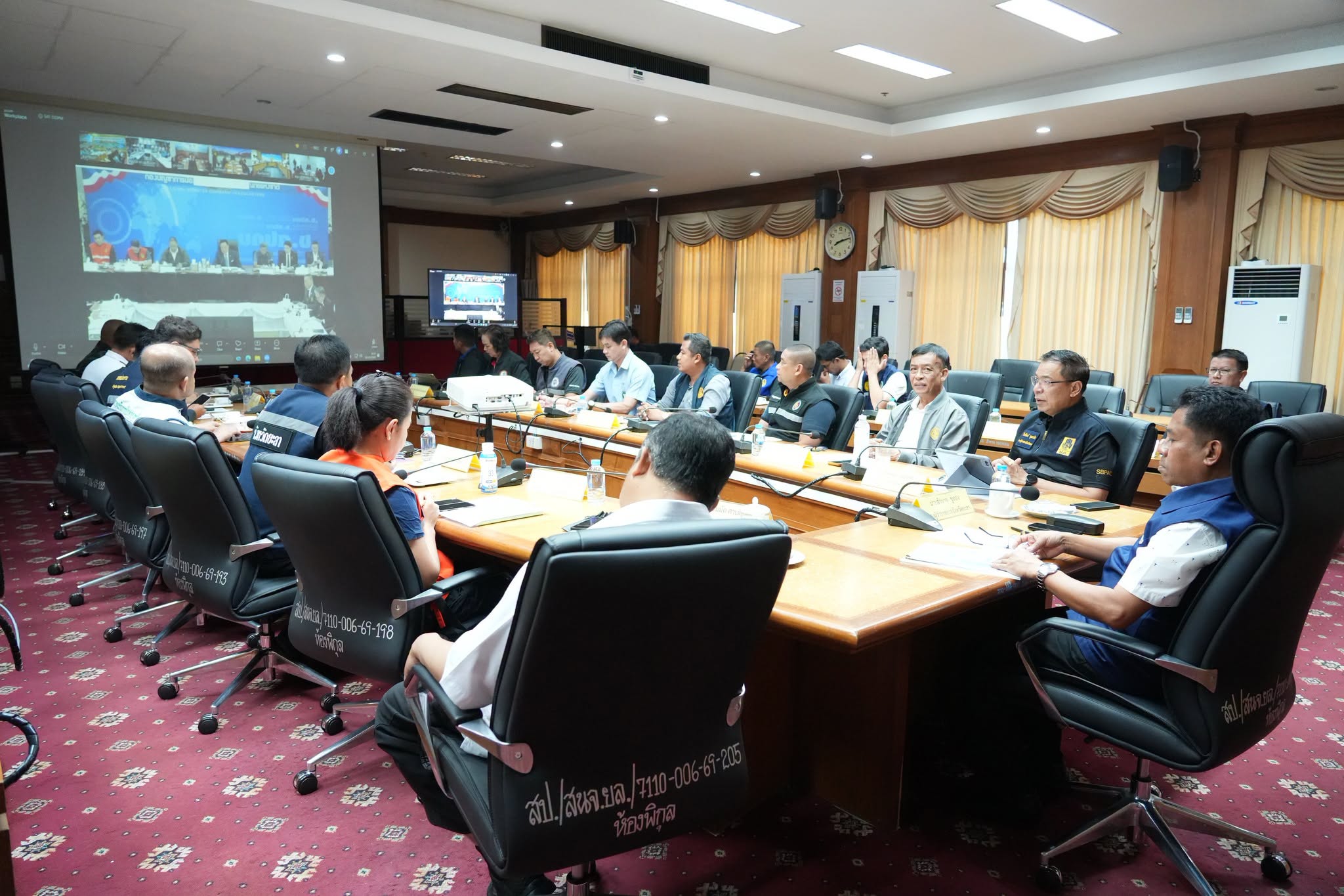 จังหวัดยะลา ร่วมประชุมบกปภ.ช. ติดตามสถานการณ์อุทกภัยเตรียมพร้อมรับมือฝนตกหนัก เร่งระบบสาธารณูปโภค-เยียวยาผู้ประสบภัย